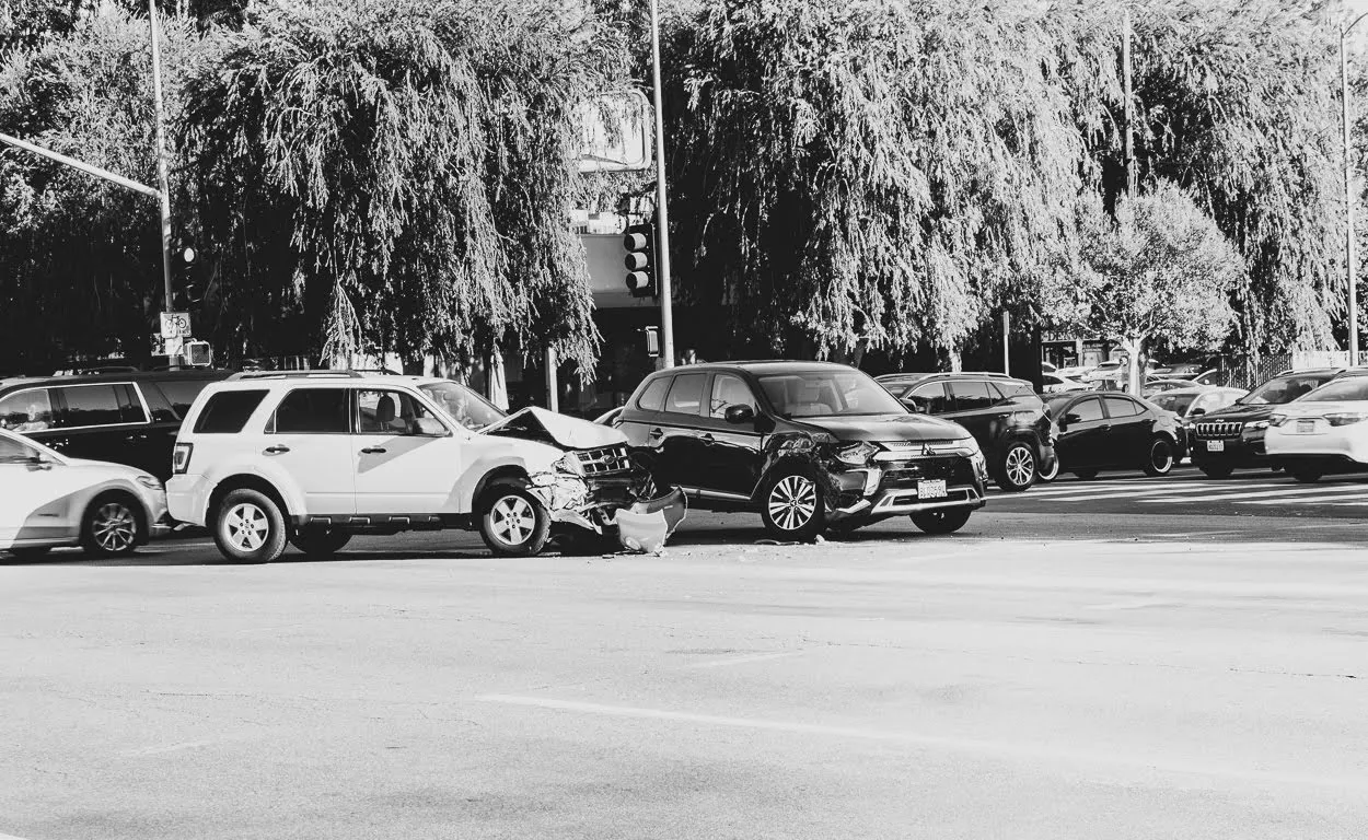 Vehicles Collide with Entrapment on John J. Williams Hwy at Arrowhead Trl