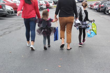 trick-or-treating-2021-08-28-21-42-16-utc