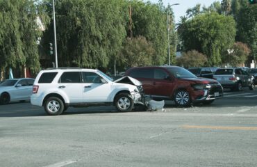 Wilmington, DE - Injury Crash on Kirkwood Hwy. at Milltown Rd.