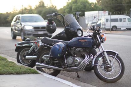 Newark, DE - Motorcyclist Hurt in Crash on Capitol Trl.