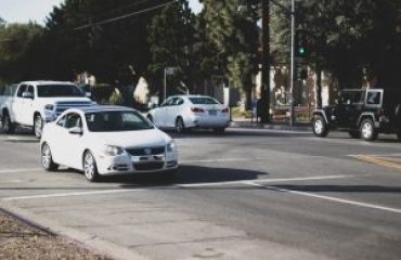 Major Crash With Injuries on N Dupont Pkwy Near 2085 Dupont Pkwy