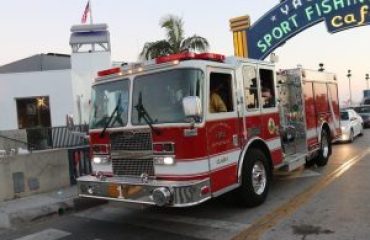 Firefighters Hurt Battling Four-Alarm Fire in Wilmington, DE Firefighters Hurt Battling Four-Alarm Fire