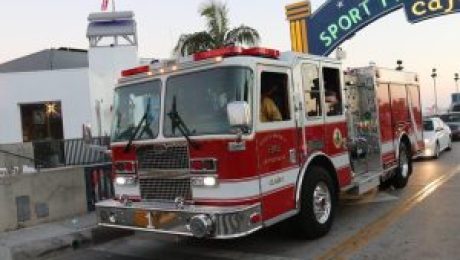 Firefighters Hurt Battling Four-Alarm Fire
